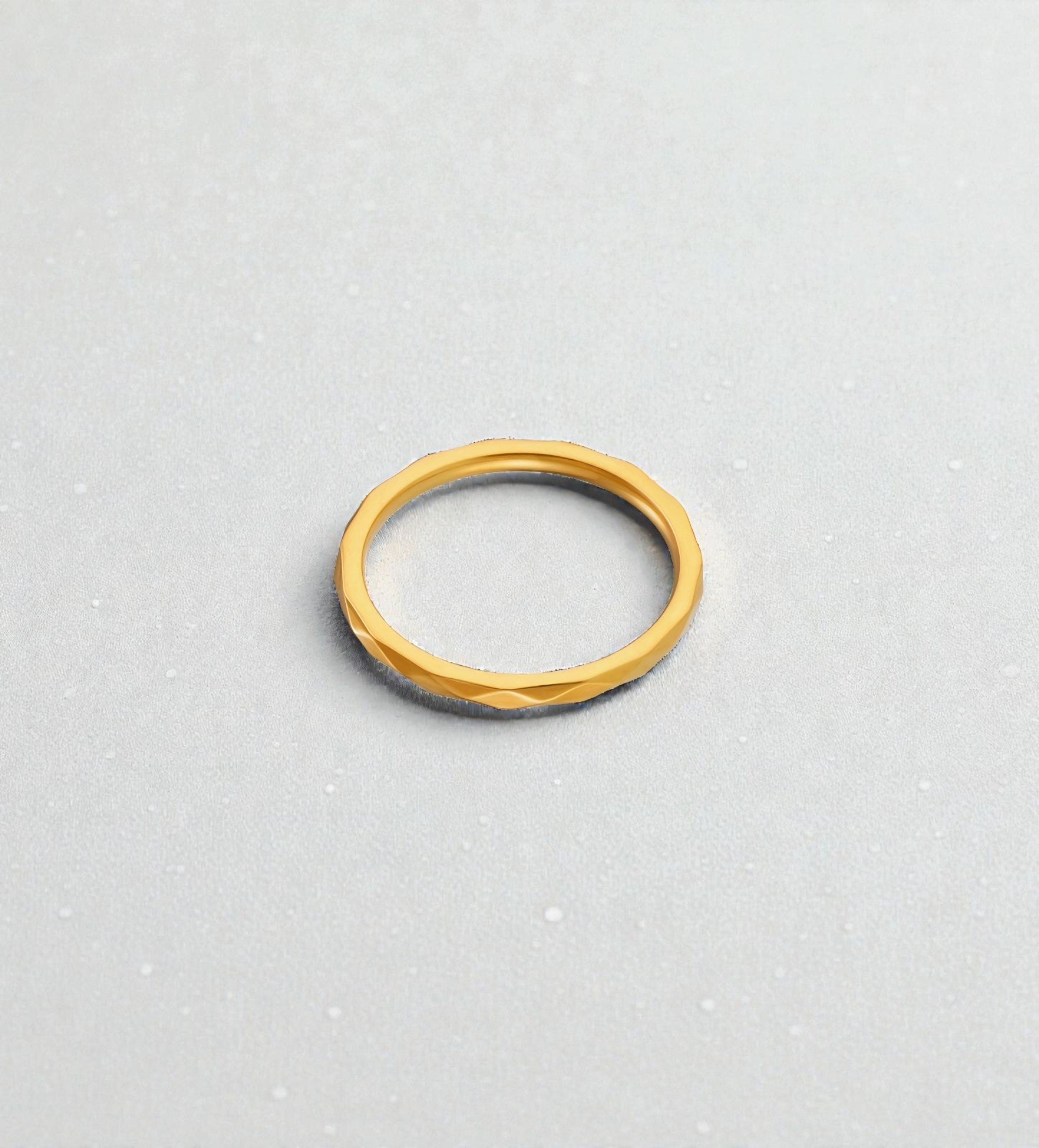 Bague “Twisted Glow”