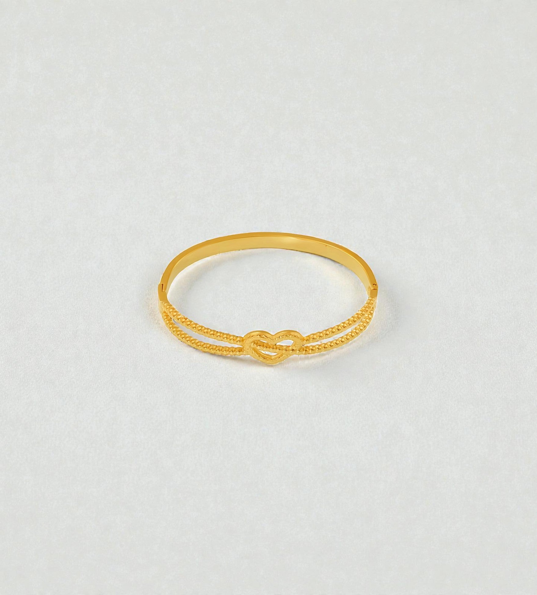 Bracelet minimaliste avec motif nœud